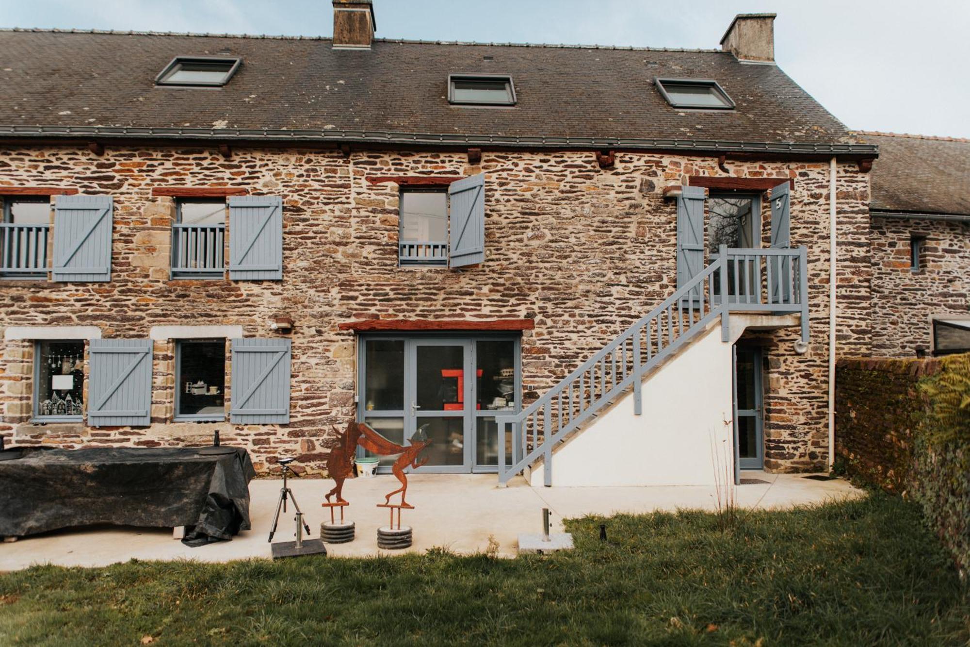 Auberge Val Sans Retour Trehorenteuc Exterior photo